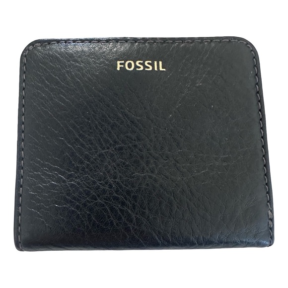FOSSIL Genuine Black Leather Minimalist Card Wallet 4x3.75 Unisex - Picture 1 of 9